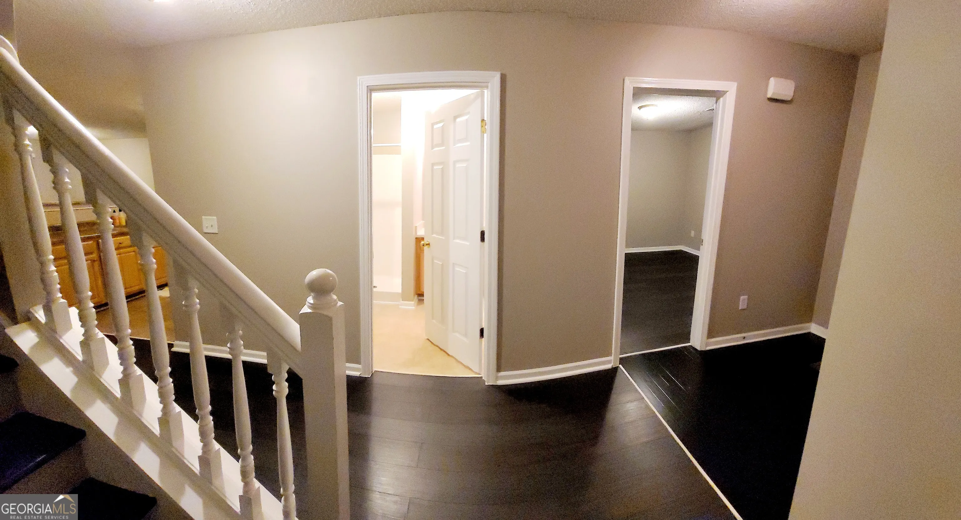 5338 Creekview Lane