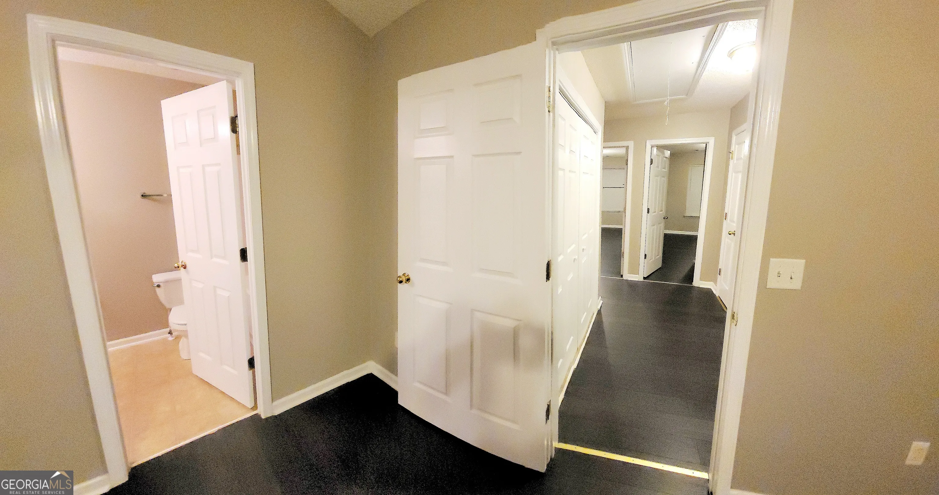5338 Creekview Lane