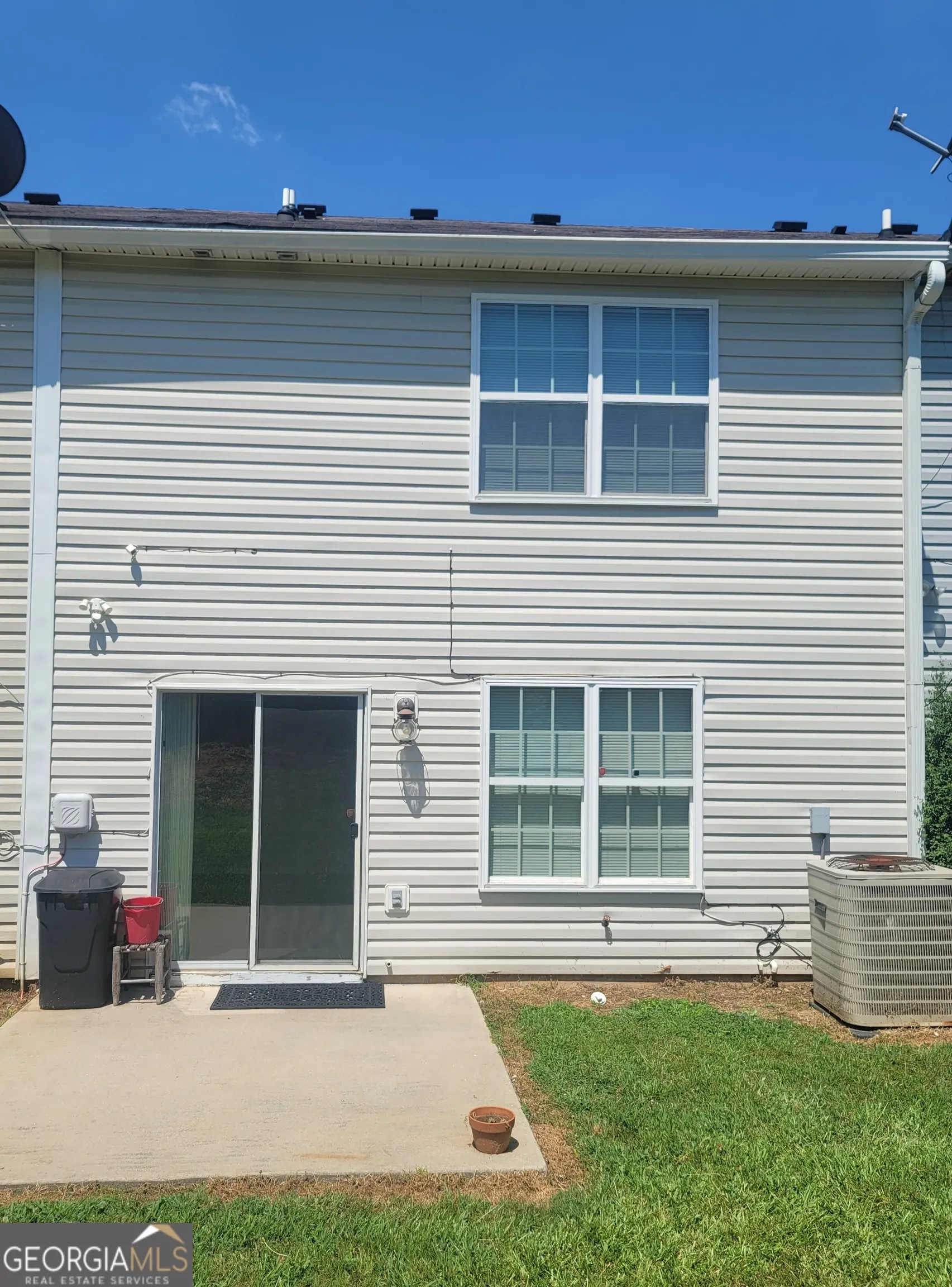 5338 Creekview Lane