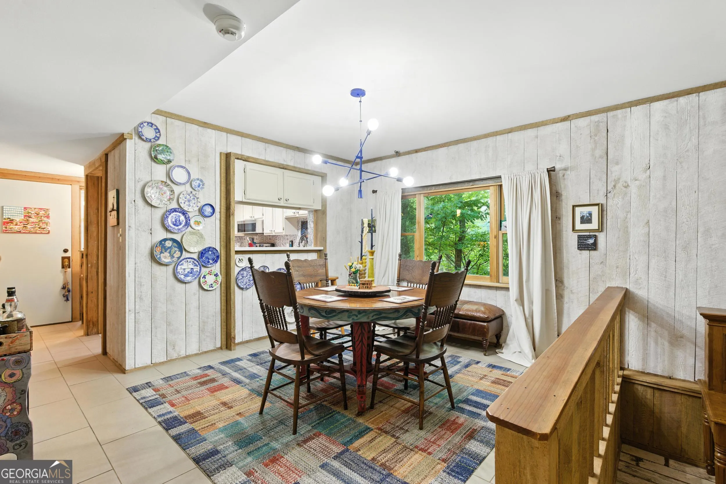 321 251 Shakespeare Drive, #321