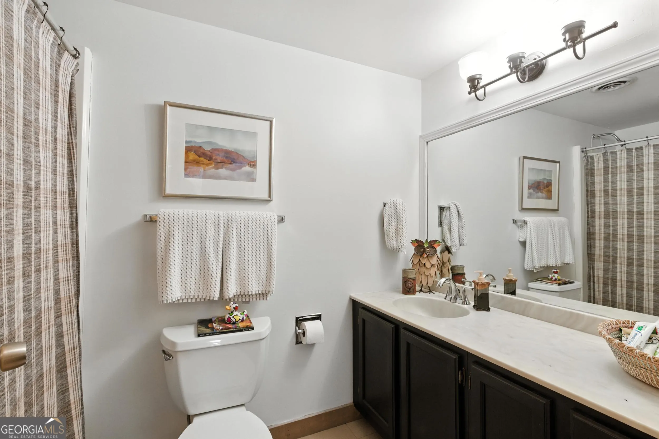 321 251 Shakespeare Drive, #321