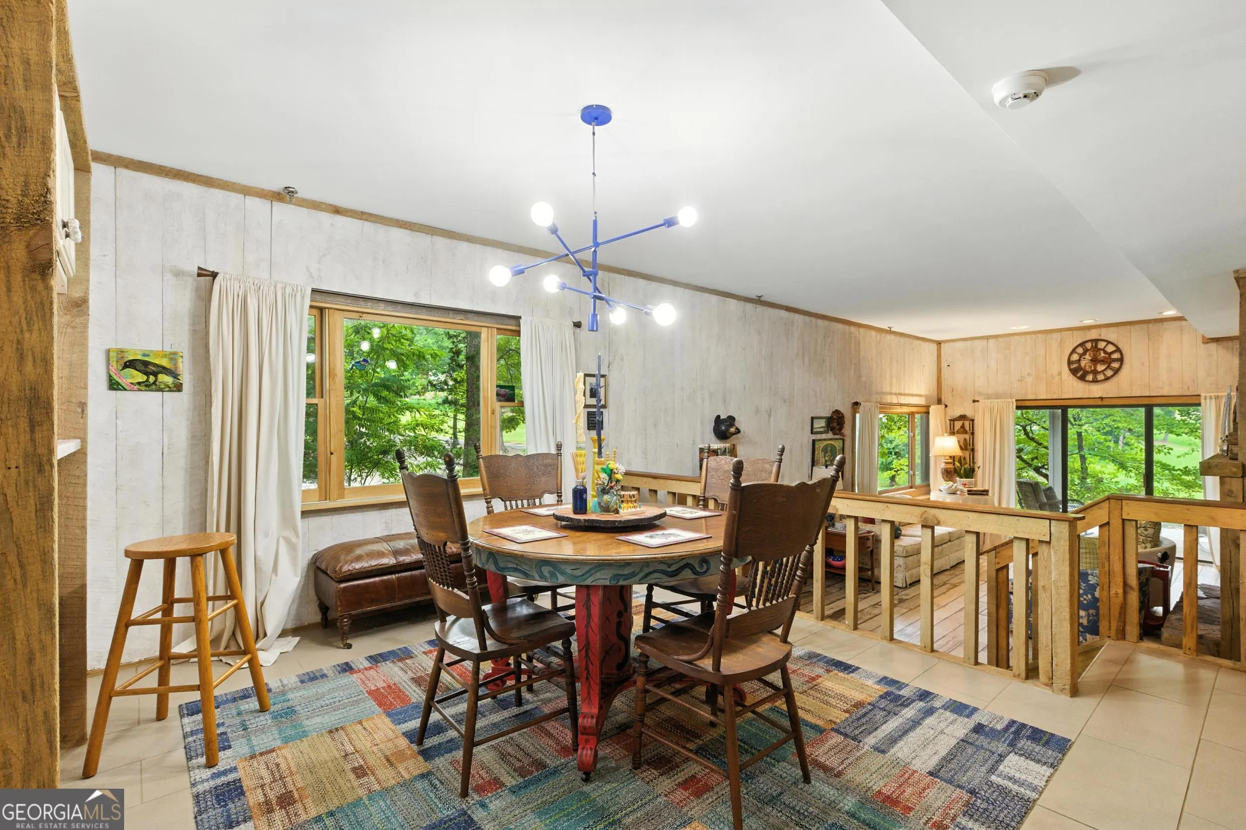321 251 Shakespeare Drive, #321