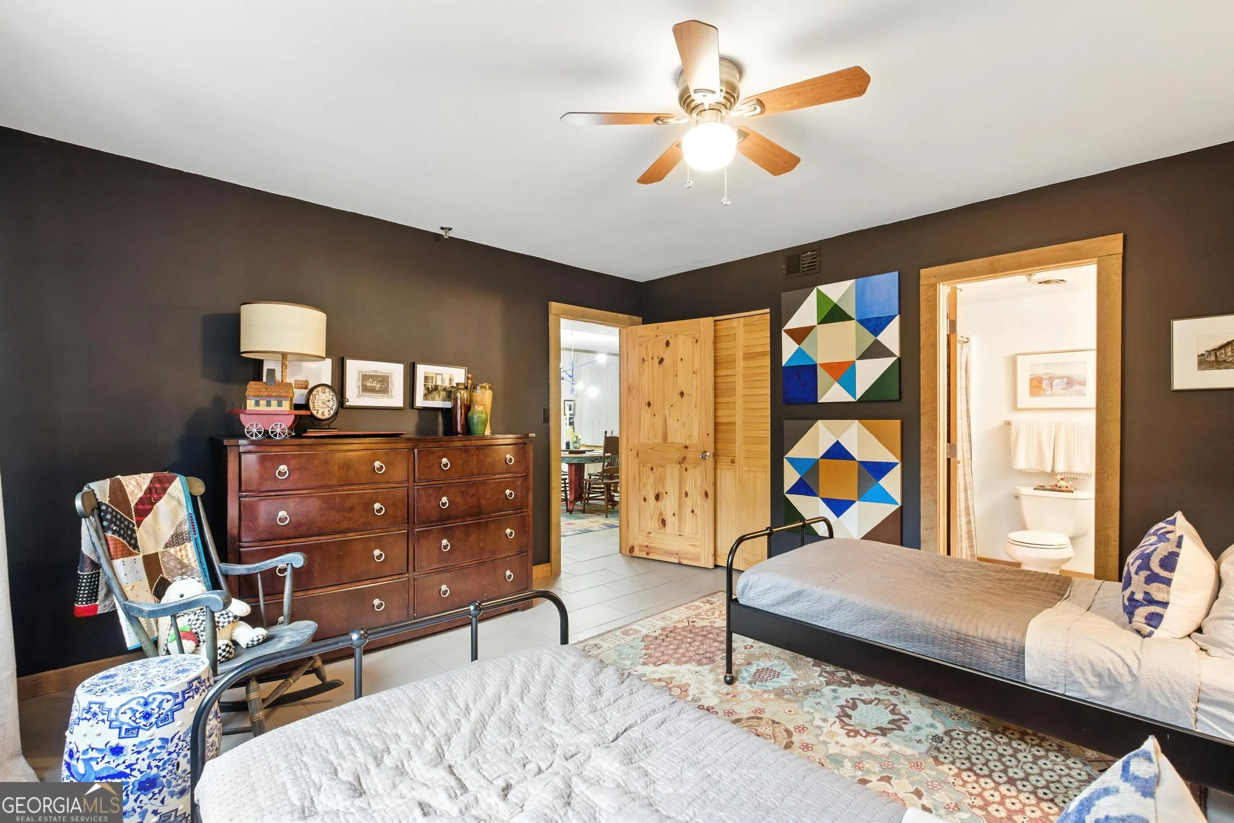 321 251 Shakespeare Drive, #321