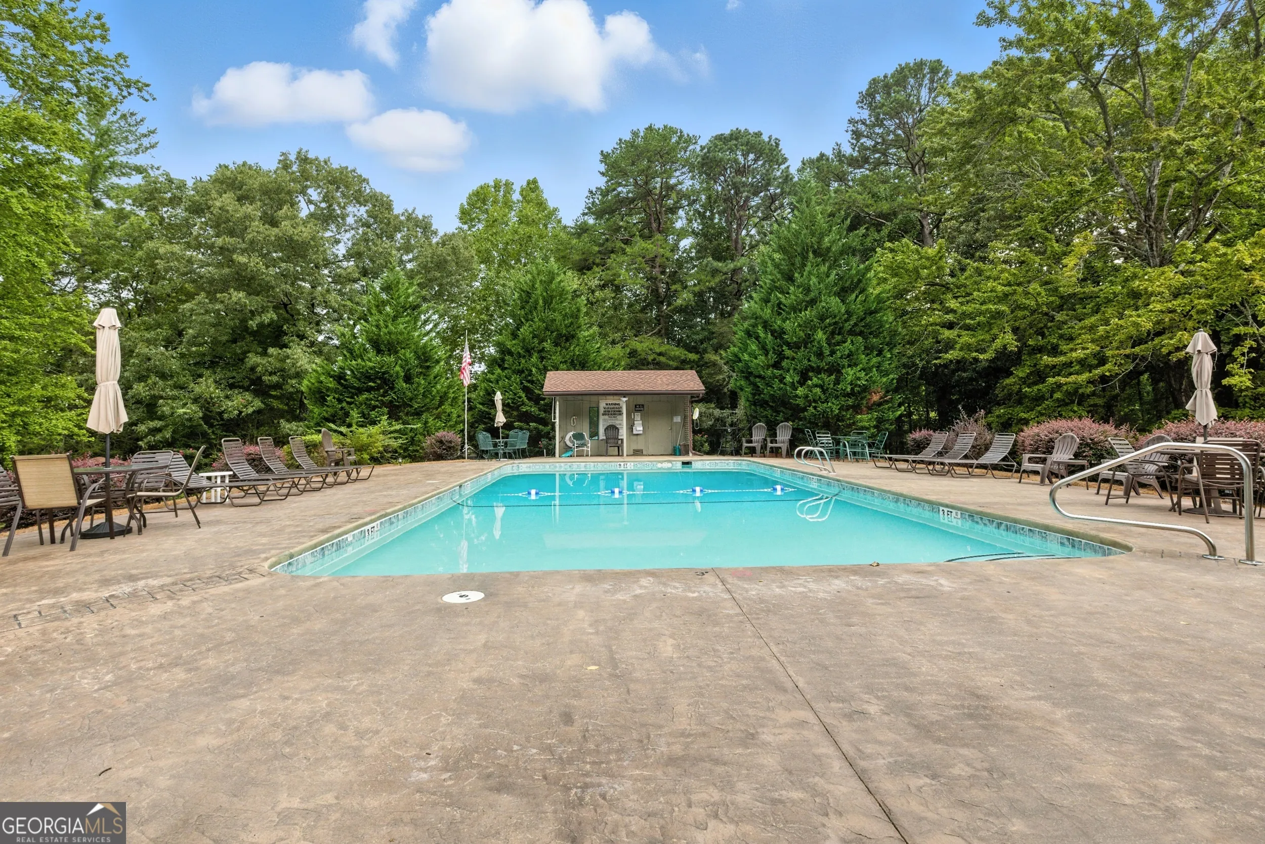 321 251 Shakespeare Drive, #321