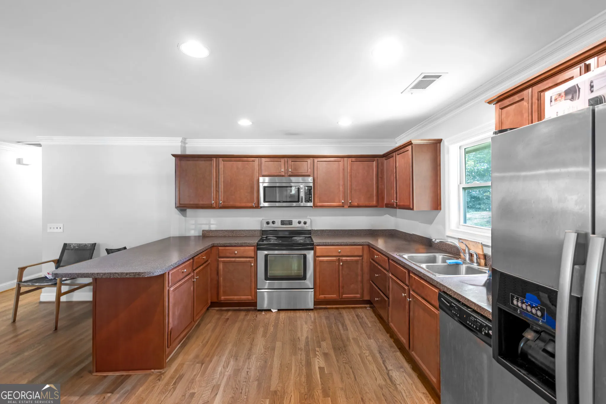 2269 Lakewood Drive NW