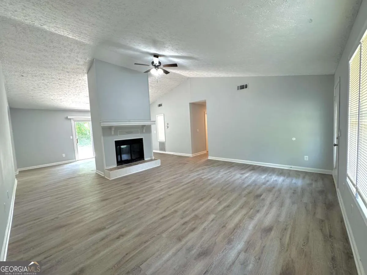 321 Knollwood Lane