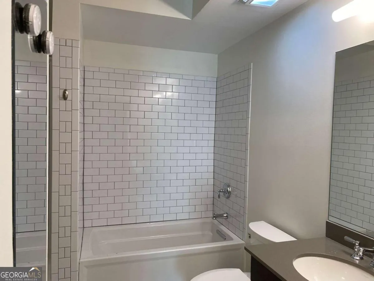 302 1100 HOWELL MILL Road NW, #302