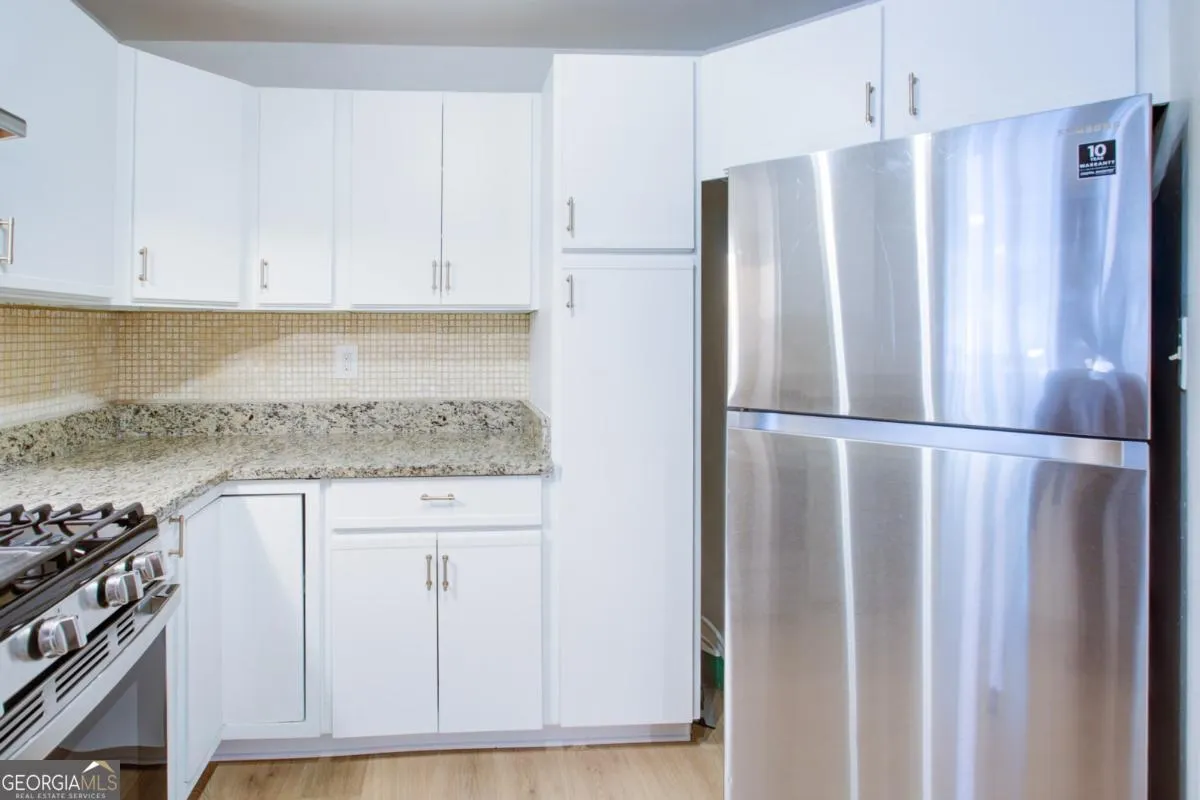 216 244 13th Street NE, #216