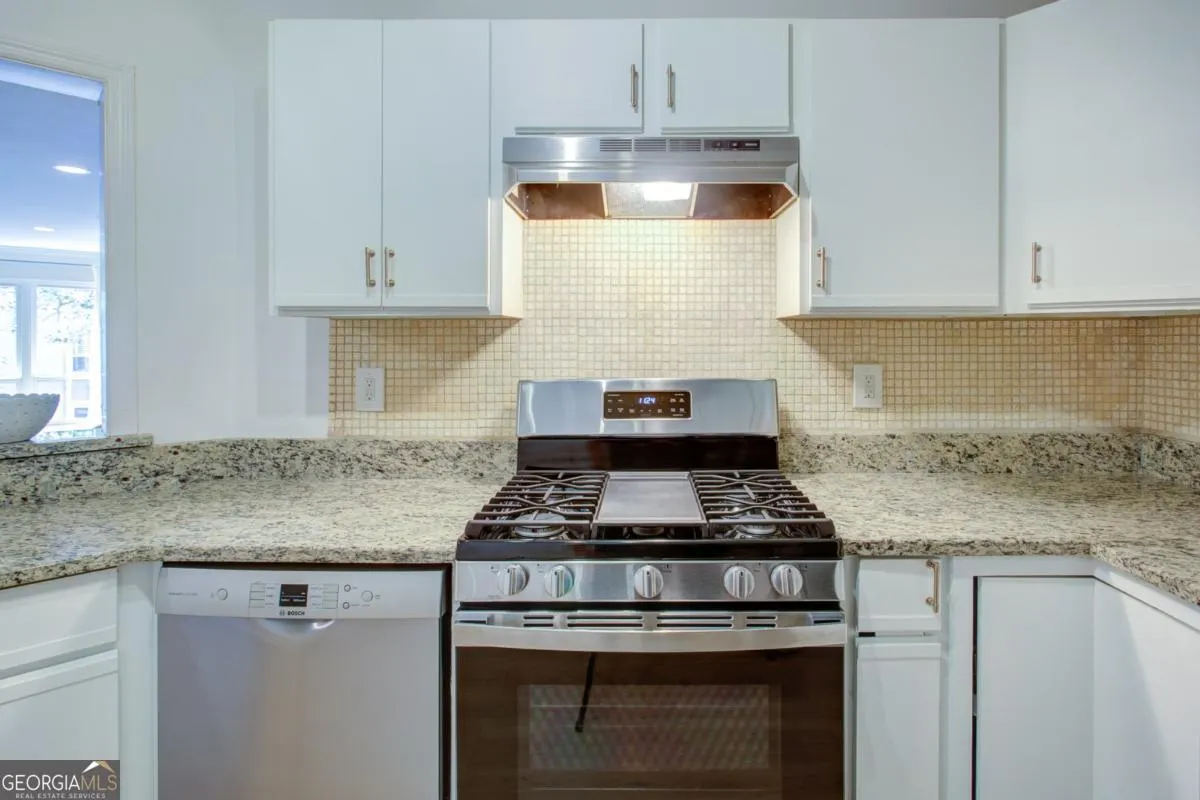 216 244 13th Street NE, #216