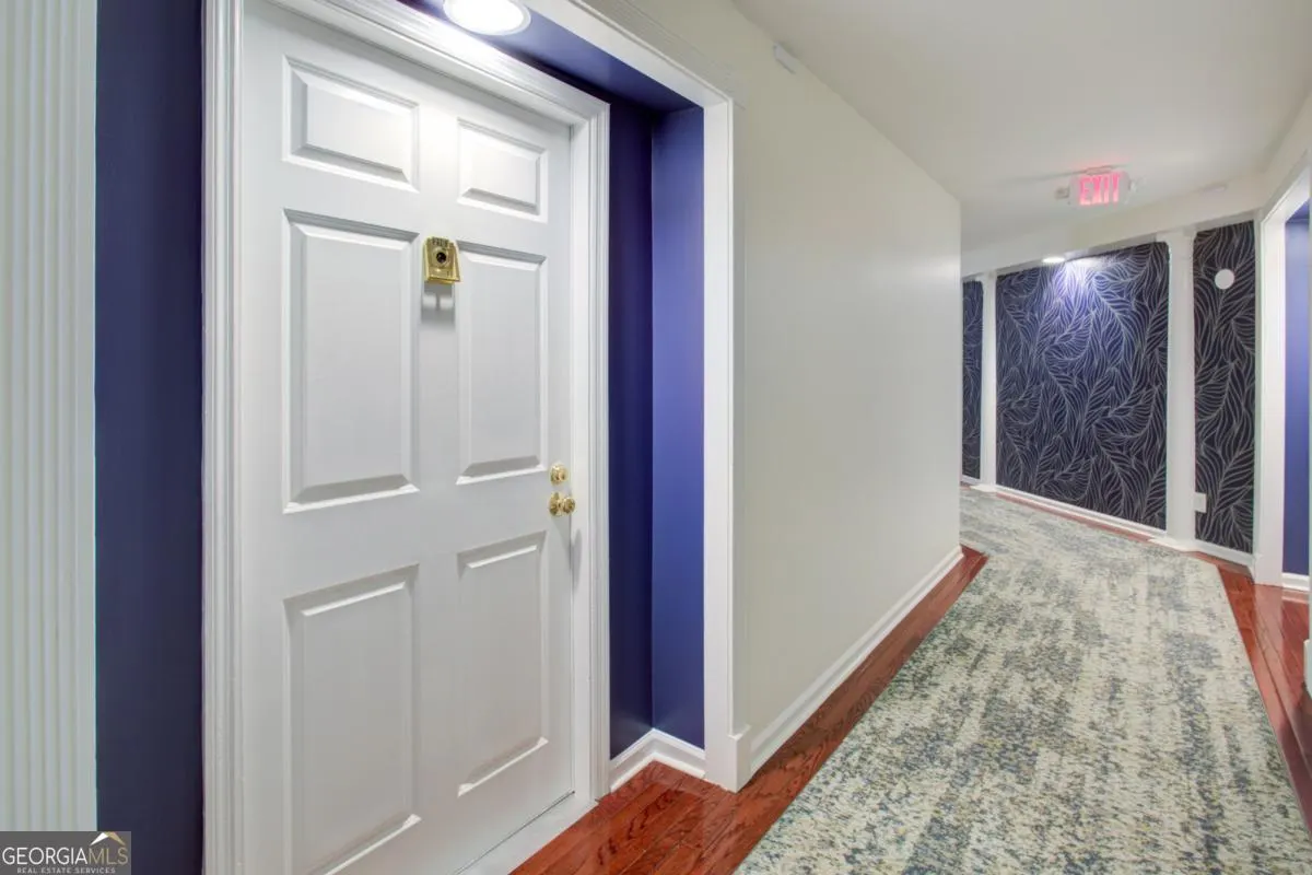 216 244 13th Street NE, #216