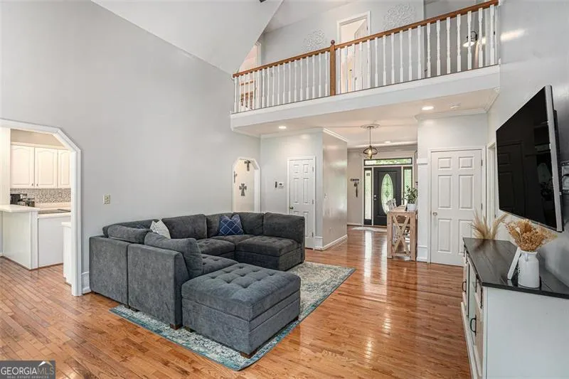 83 SHIPP Circle
