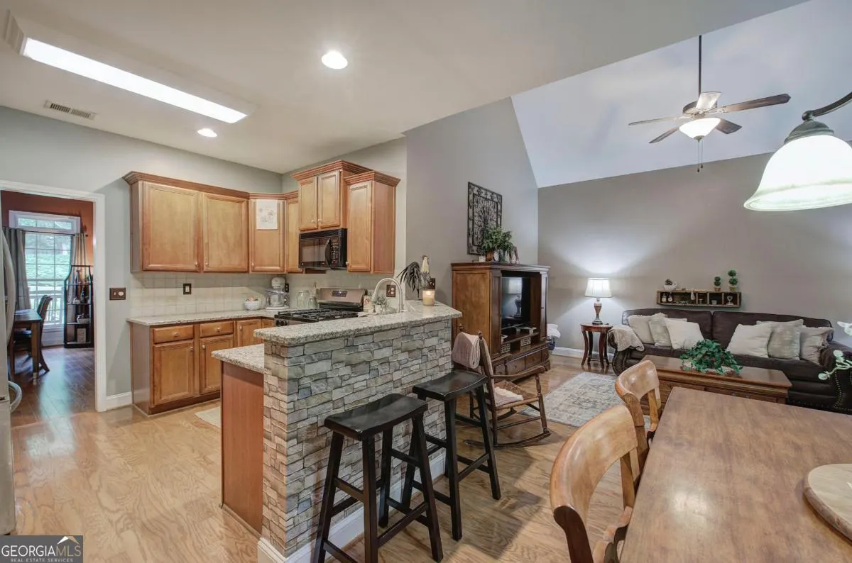 346 Thorn Creek Way