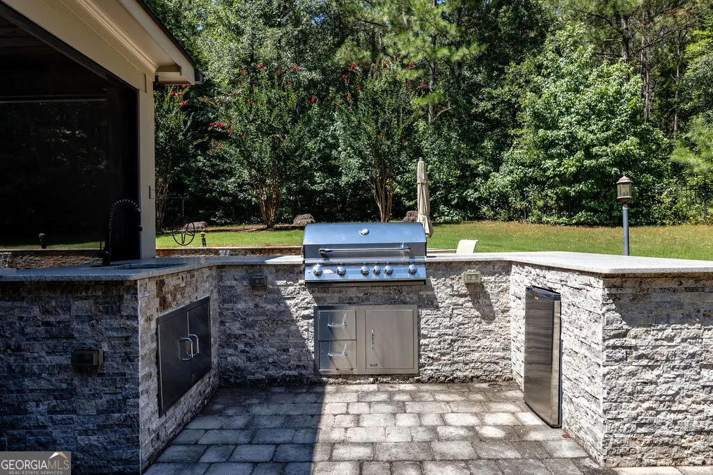 116 Crescent Drive