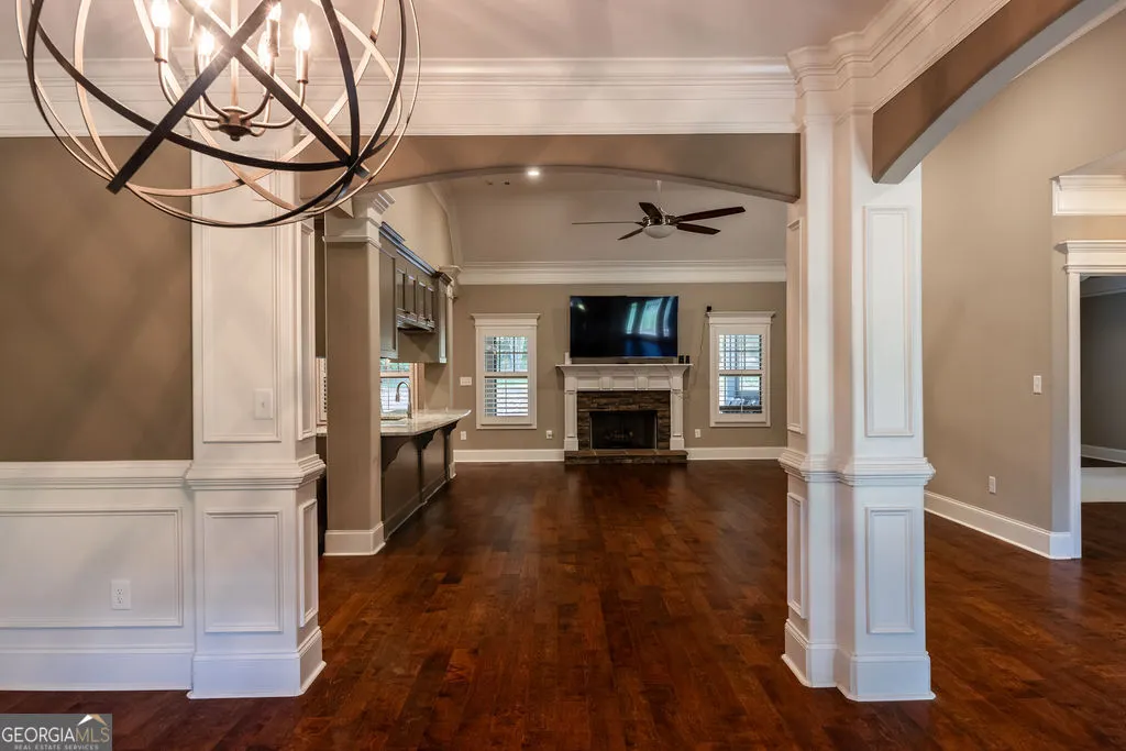 116 Crescent Drive