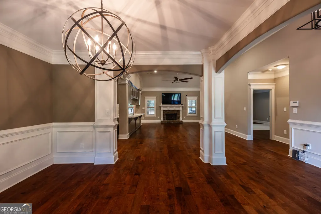116 Crescent Drive