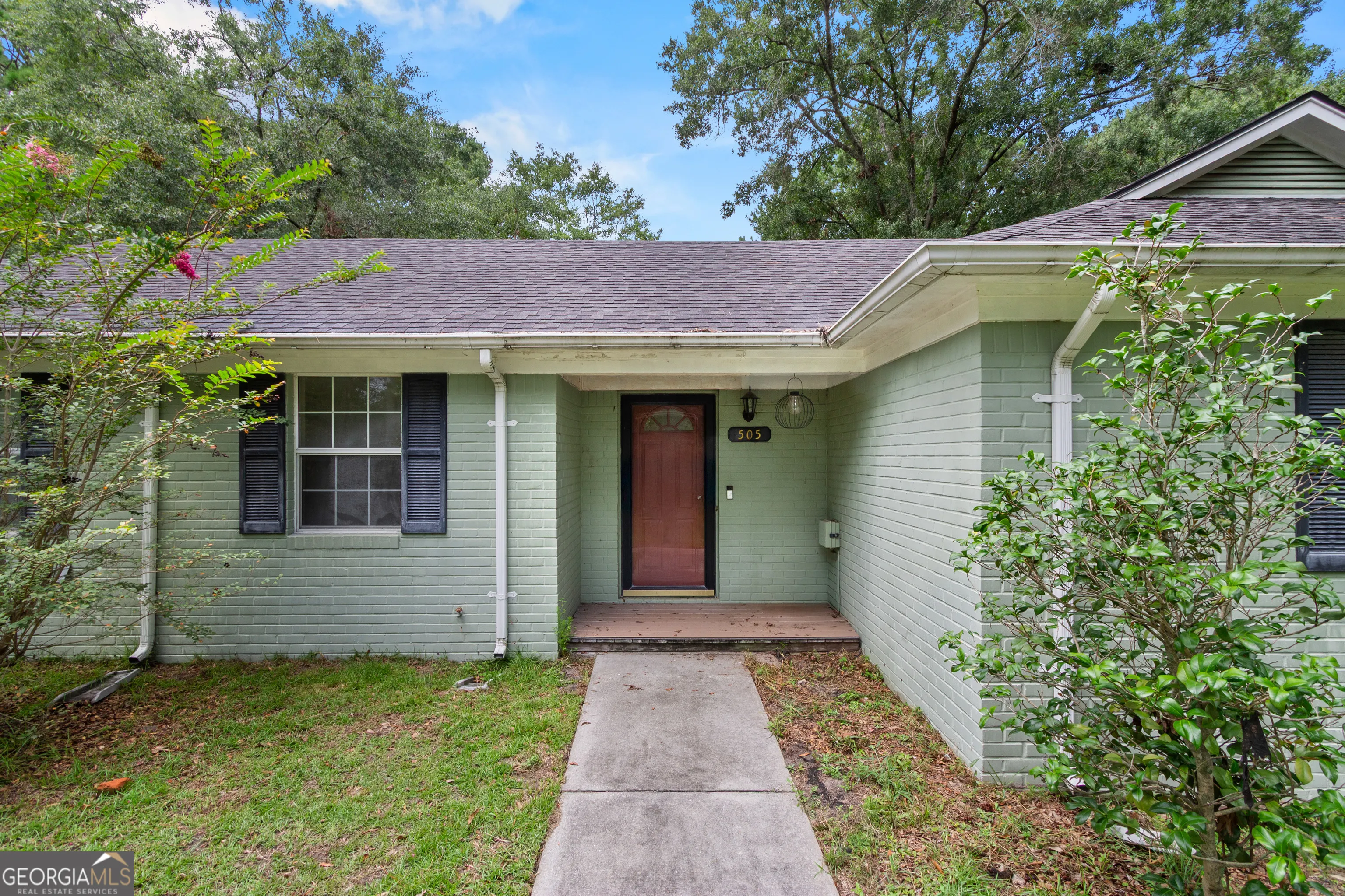 505 Carriage Lane