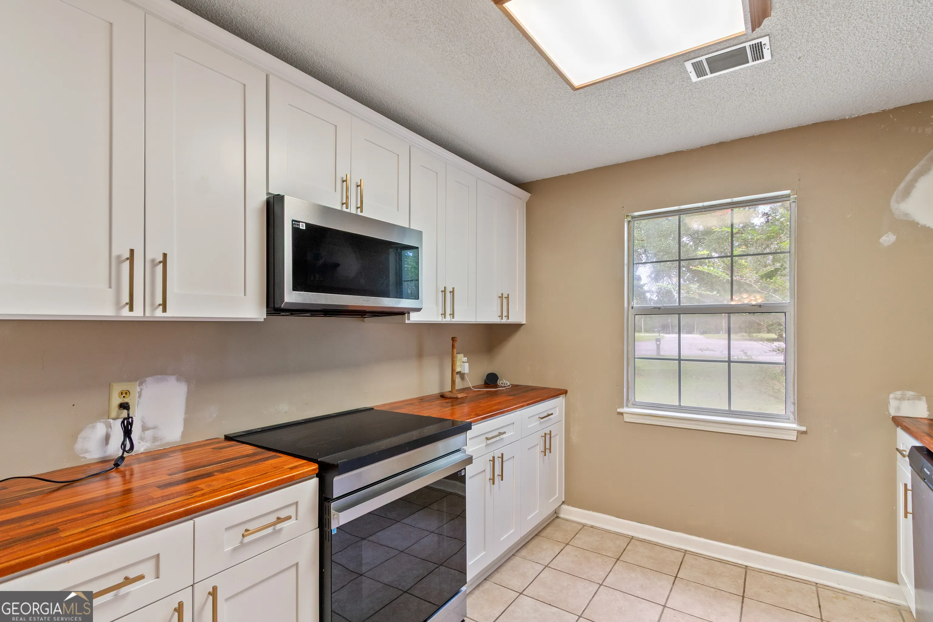 505 Carriage Lane