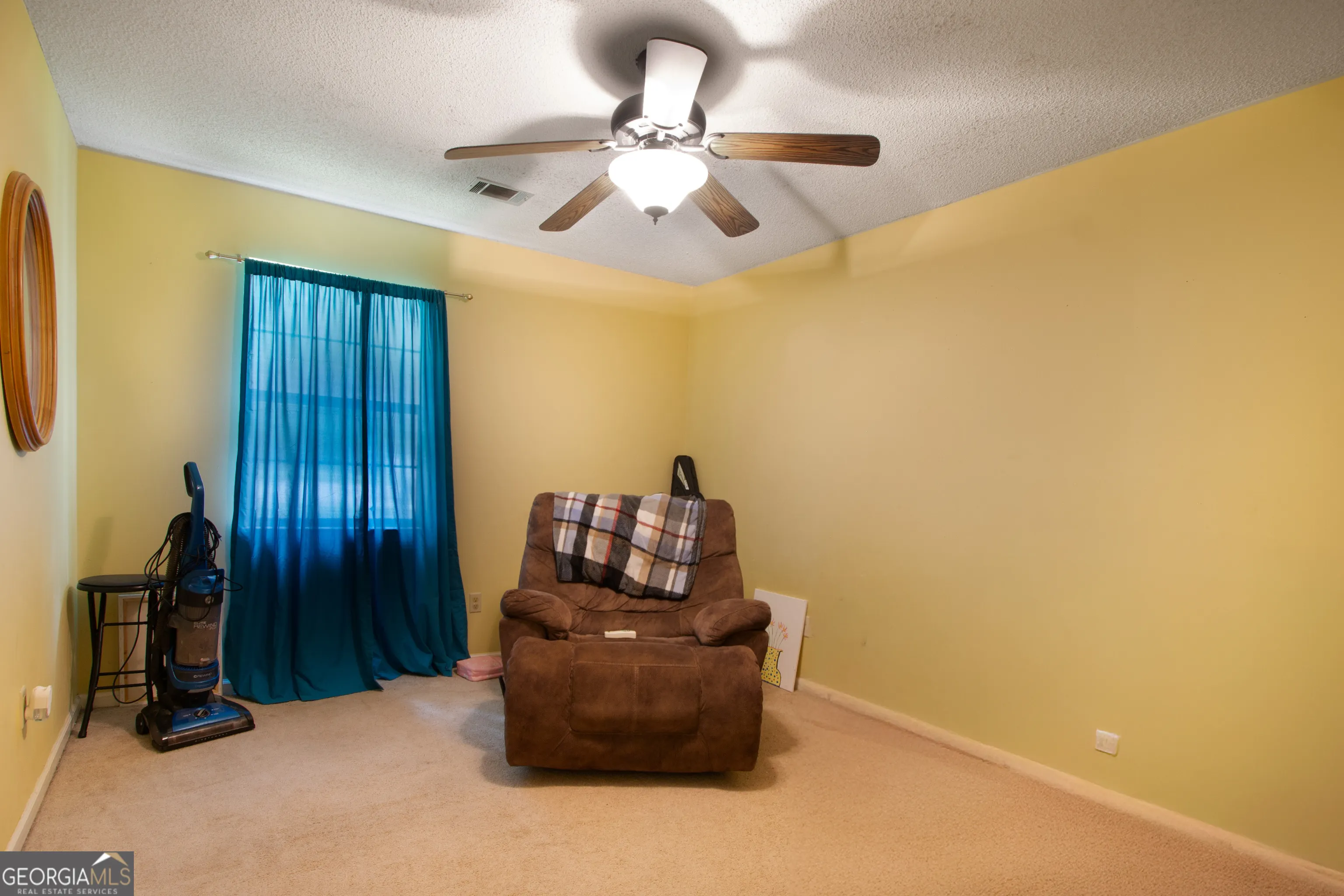 505 Carriage Lane