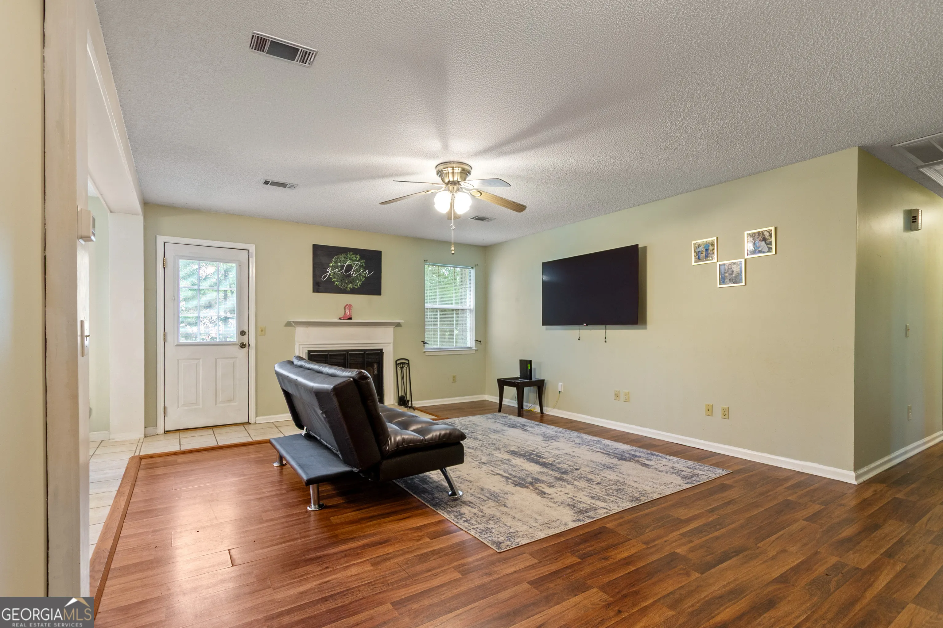 505 Carriage Lane