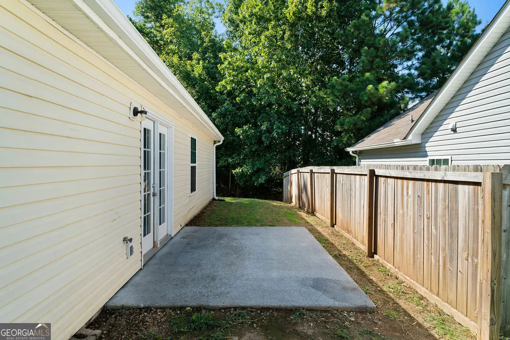 212 Louise Lane