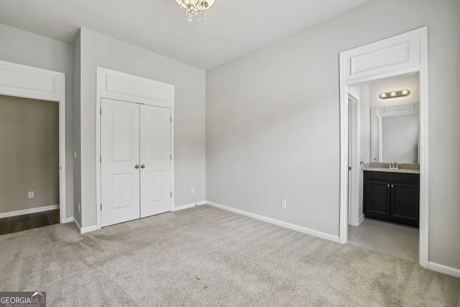 5050 Castlegate Court