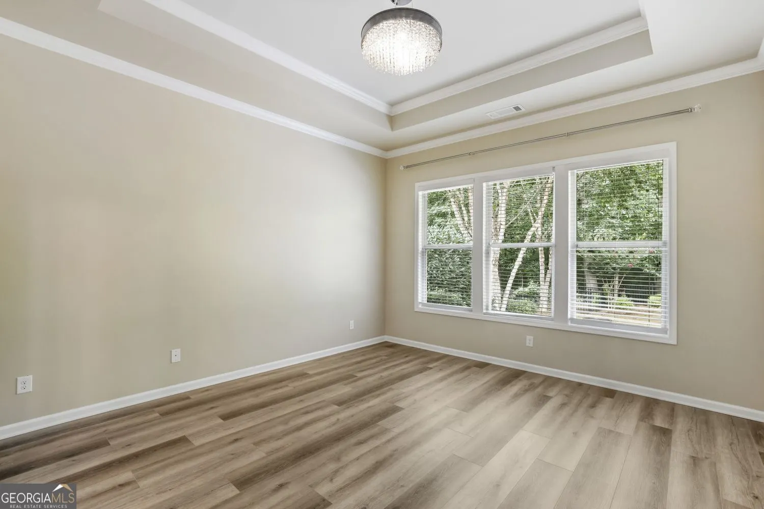 5050 Castlegate Court
