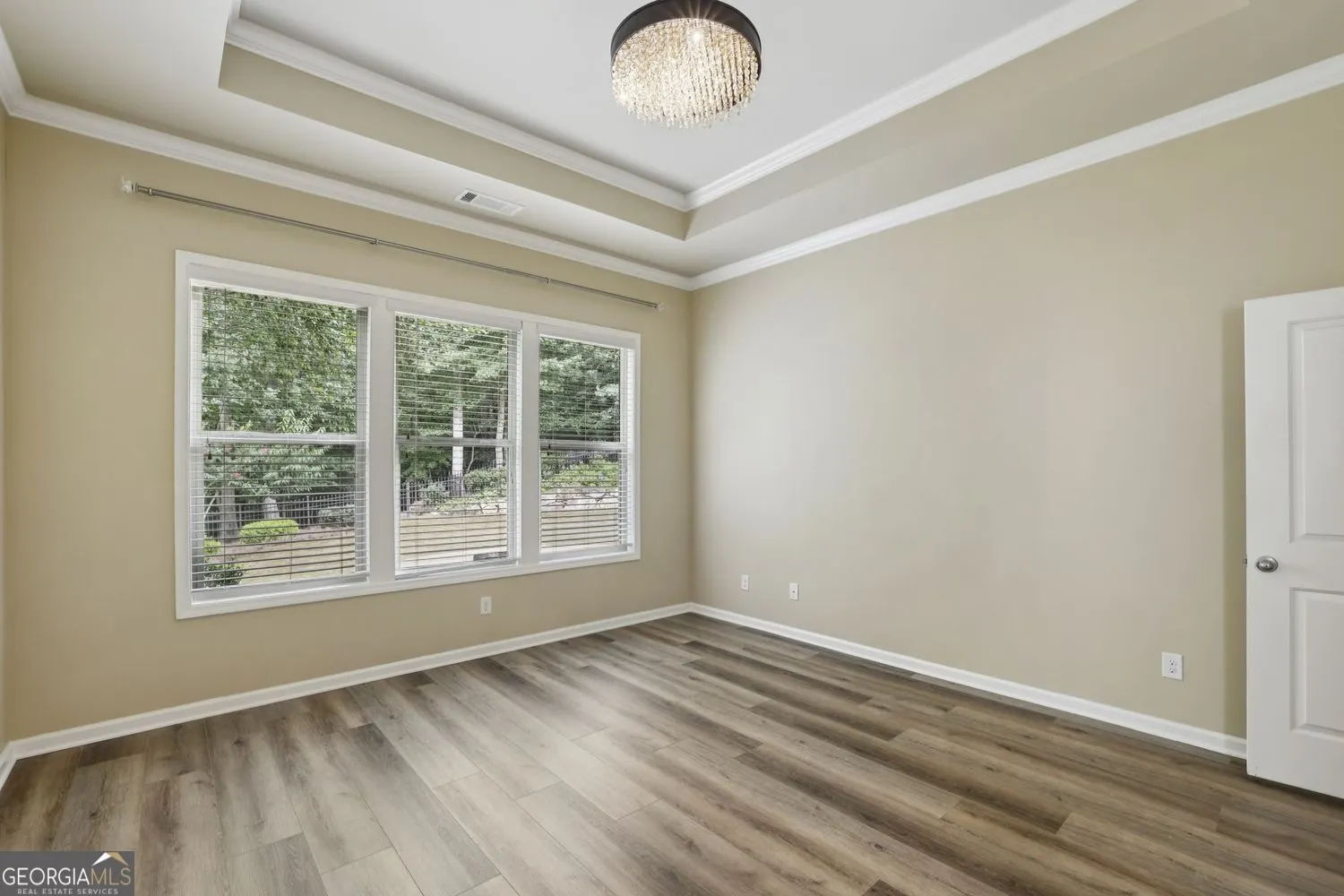 5050 Castlegate Court