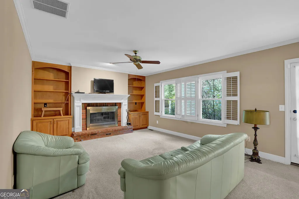 11020 Wilshire Chase Drive