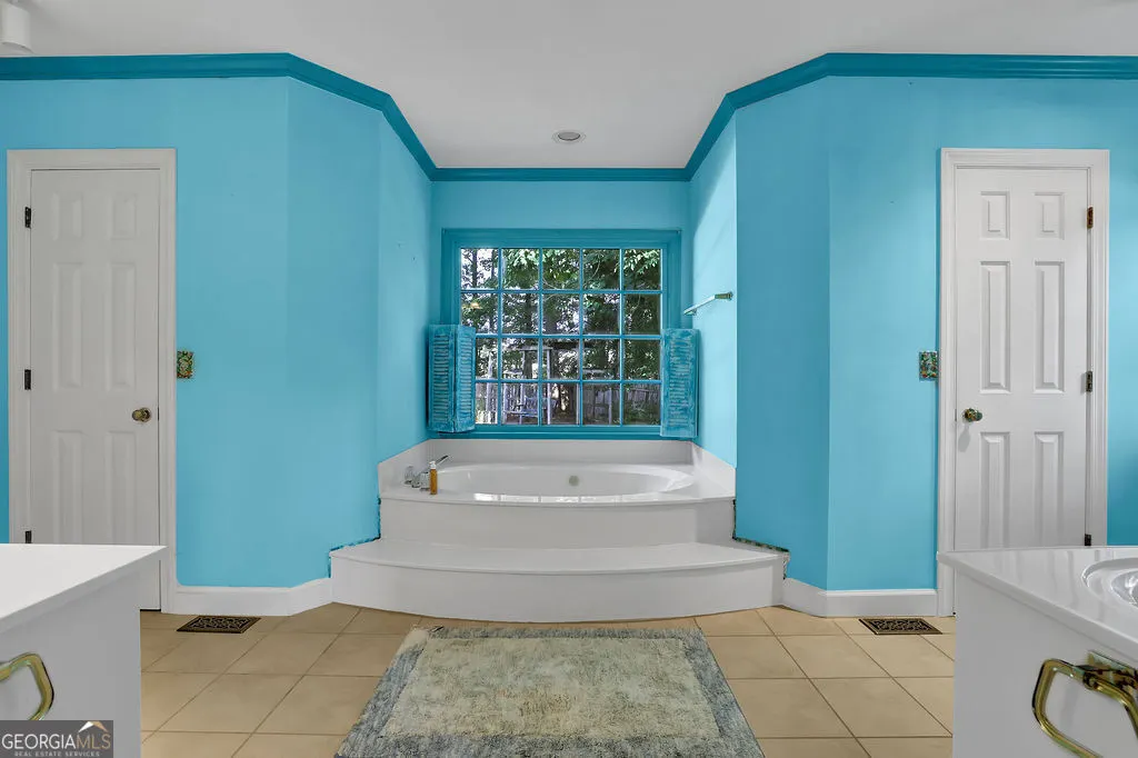 11020 Wilshire Chase Drive