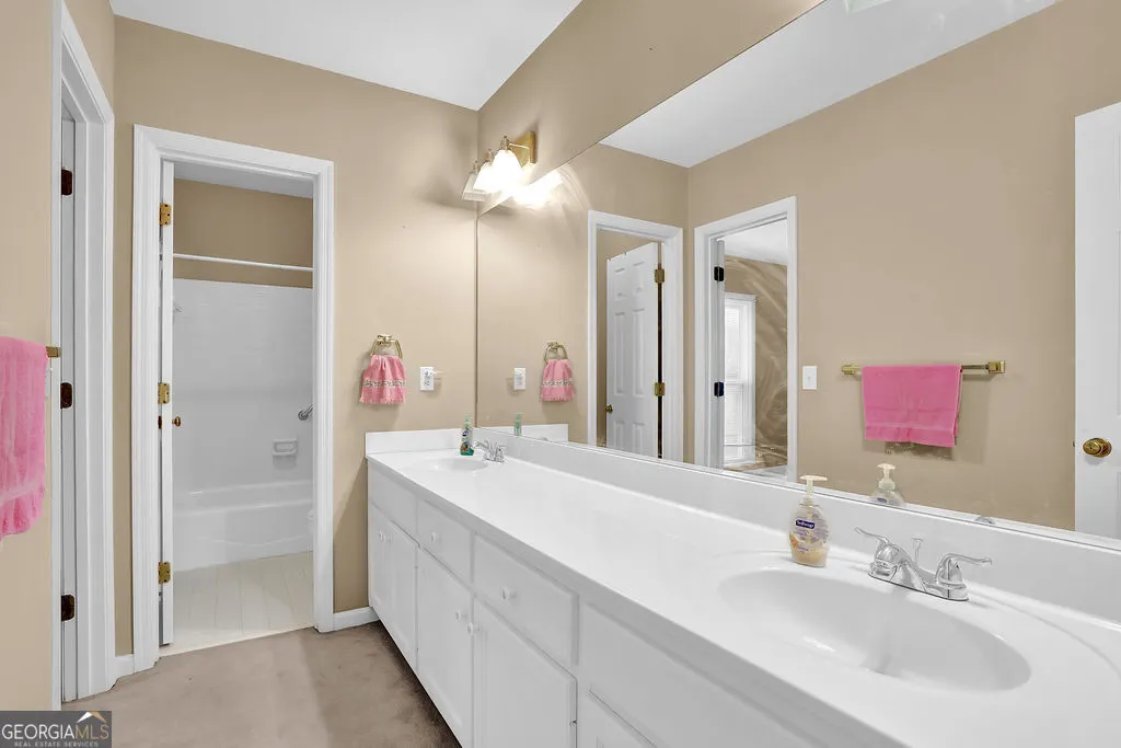 11020 Wilshire Chase Drive