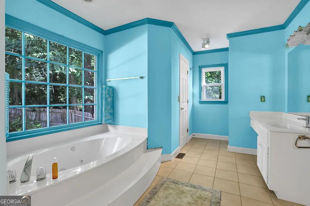 11020 Wilshire Chase Drive