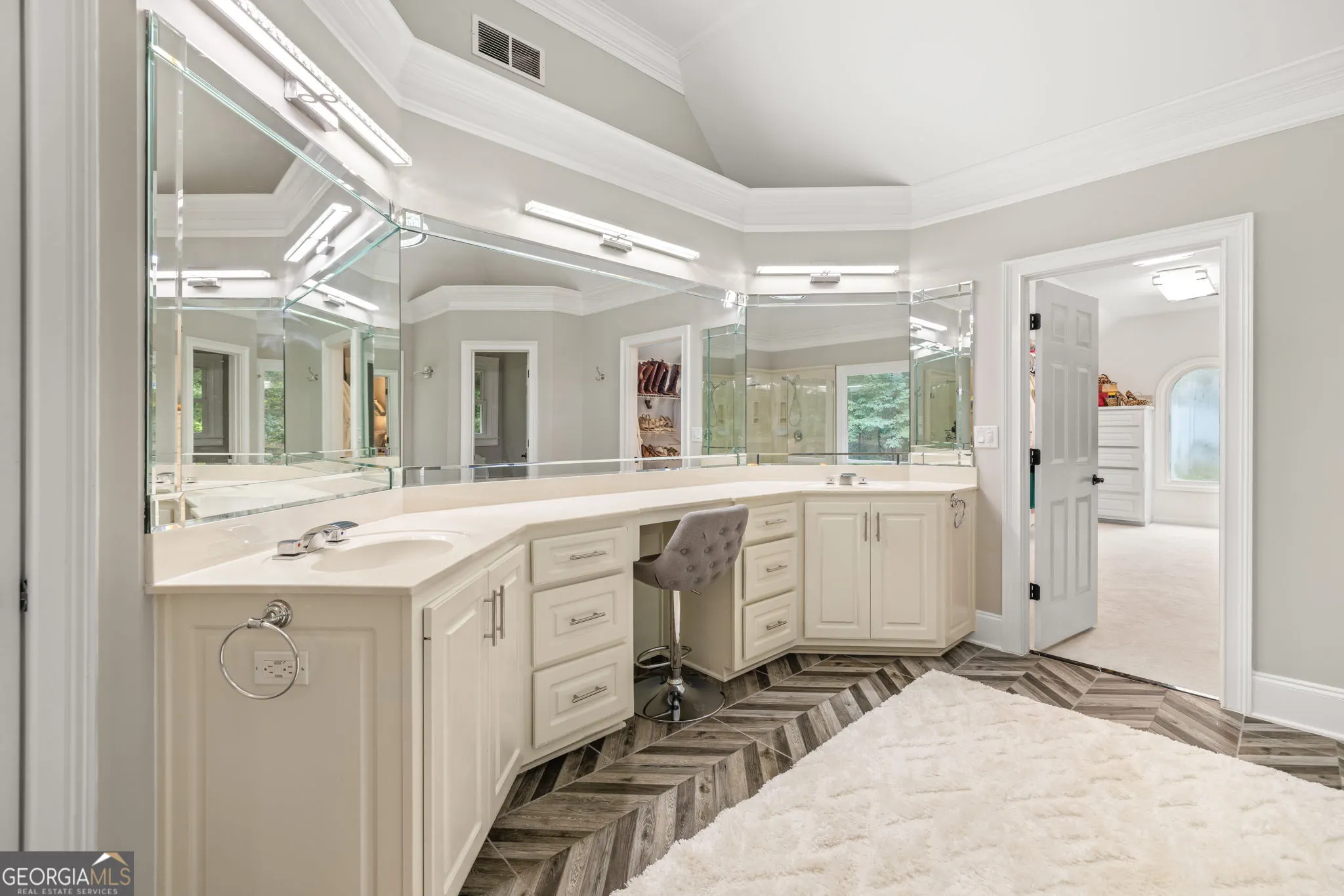 1406 Lull Water Court