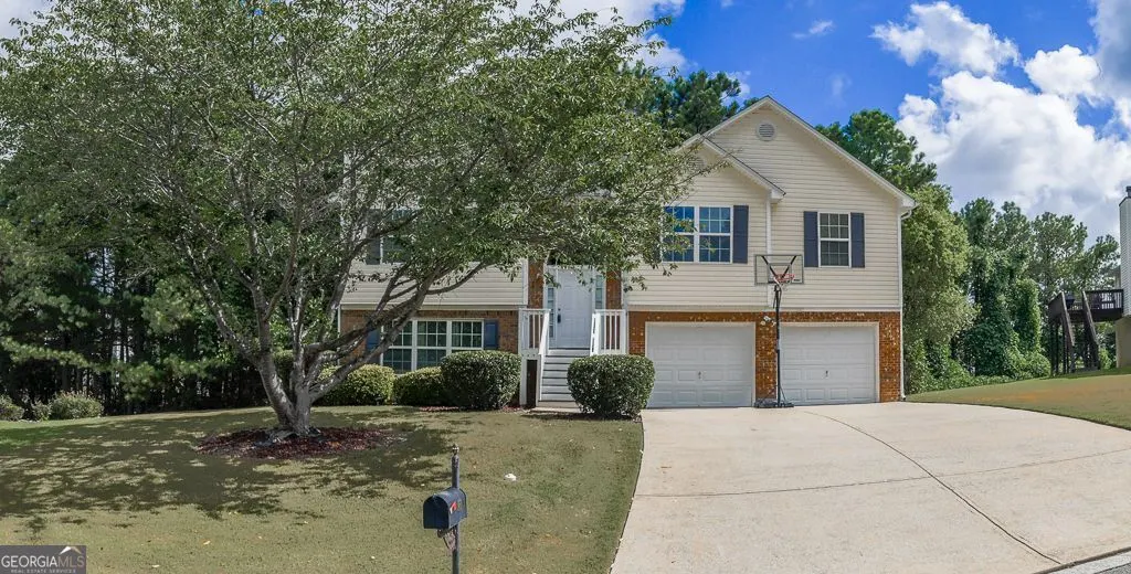 851 Walkingstick Drive