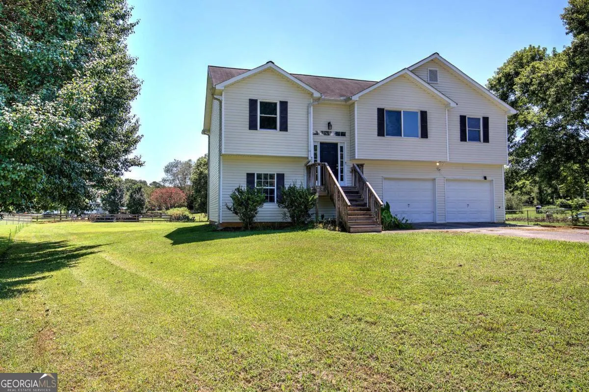 18 Greenmont Court SW