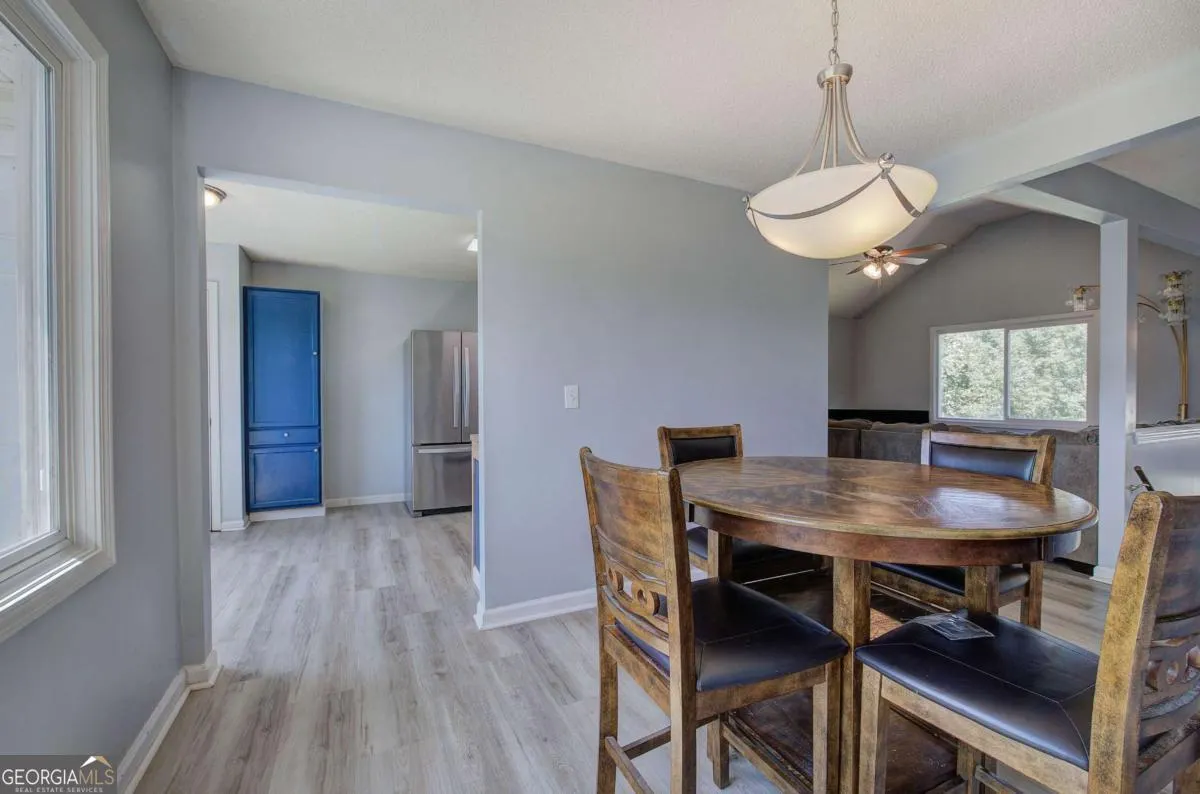 18 Greenmont Court SW