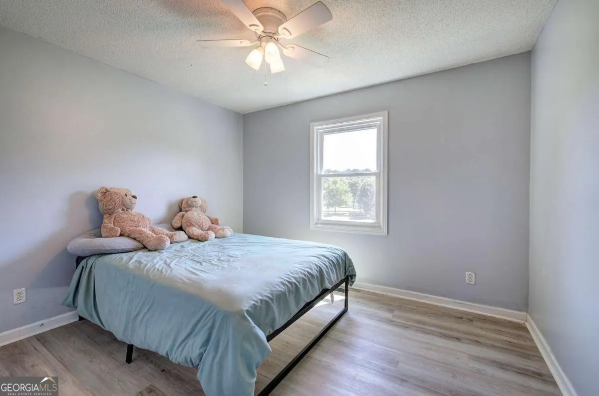 18 Greenmont Court SW