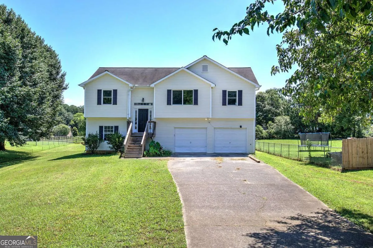 18 Greenmont Court SW
