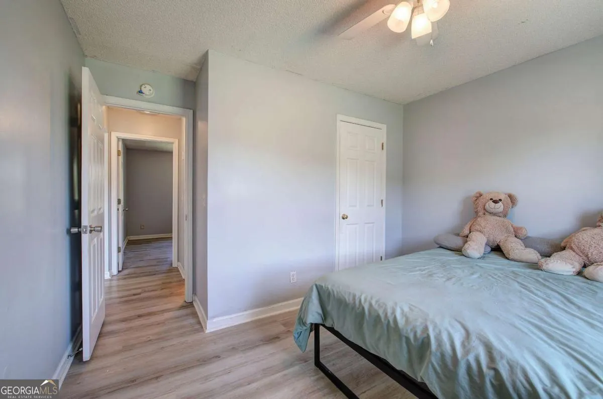 18 Greenmont Court SW