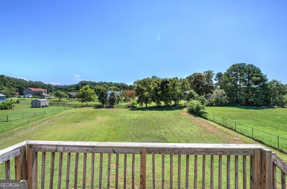 18 Greenmont Court SW