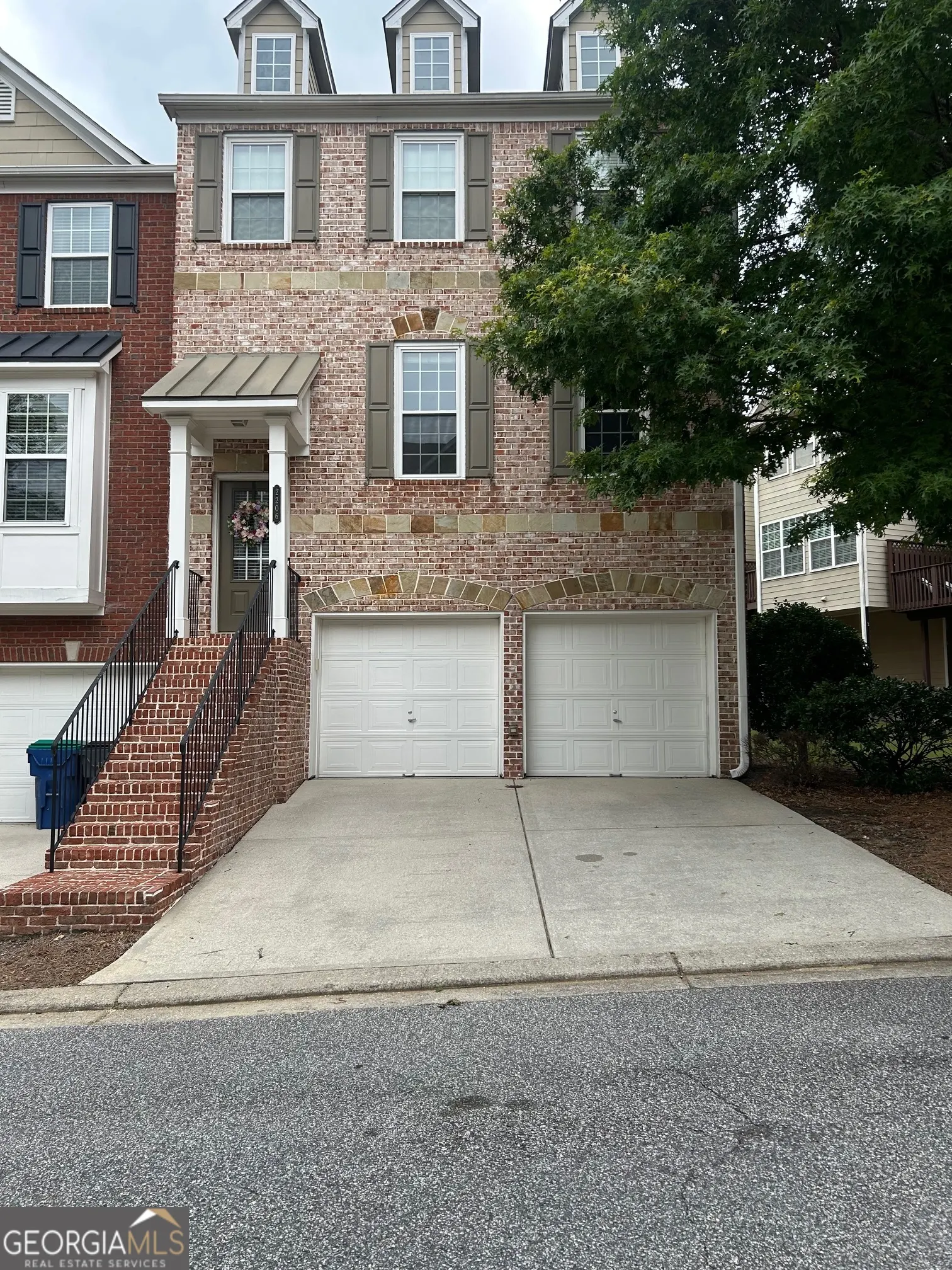 6 2206 Concordia Way SE, #6
