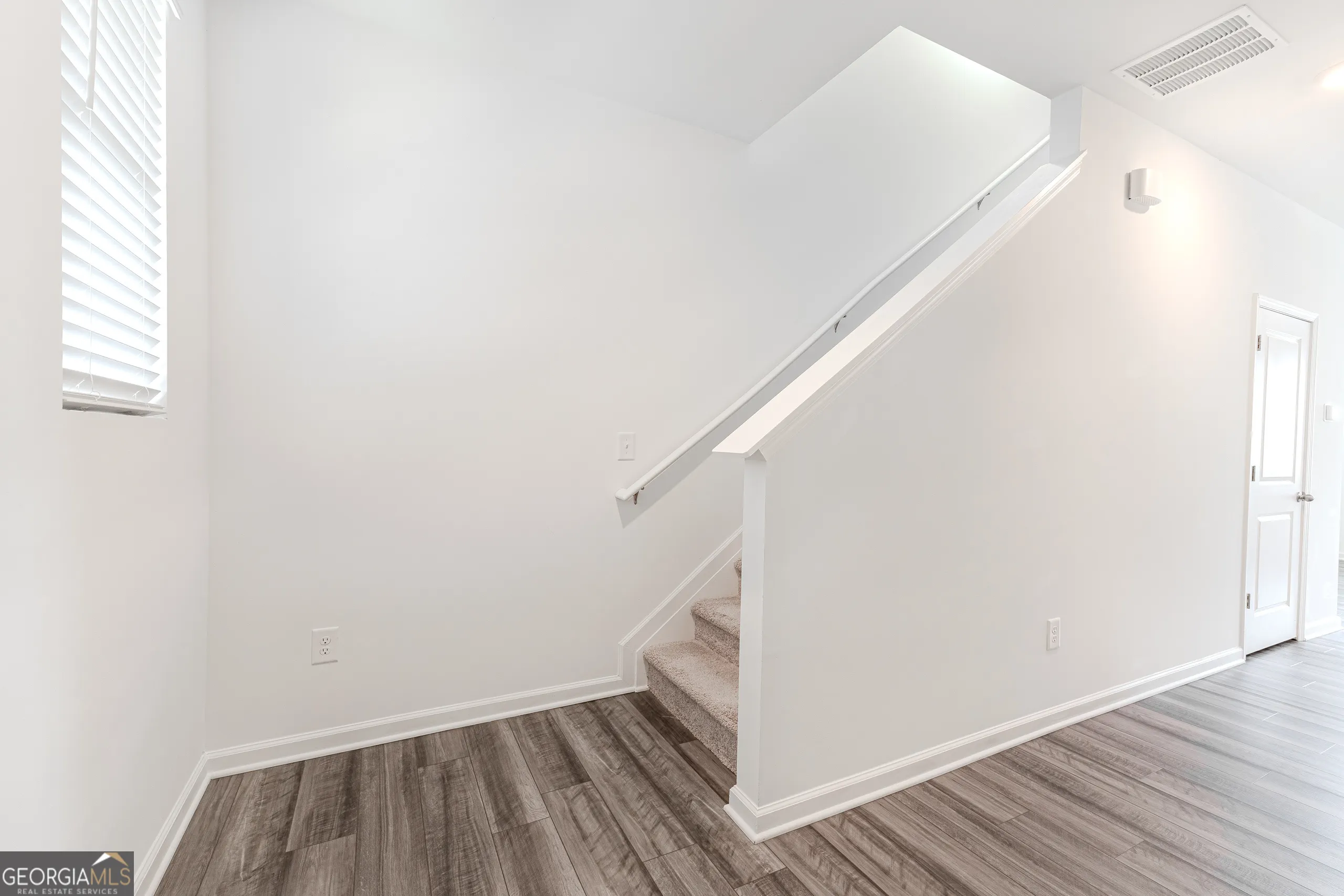 #2269 202 Fenchurch Way, ##2269