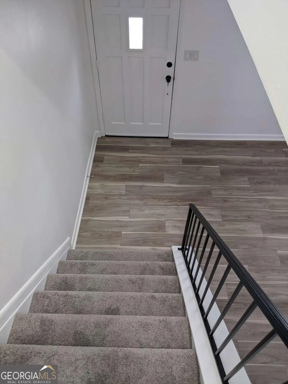 2960 N Dekalb