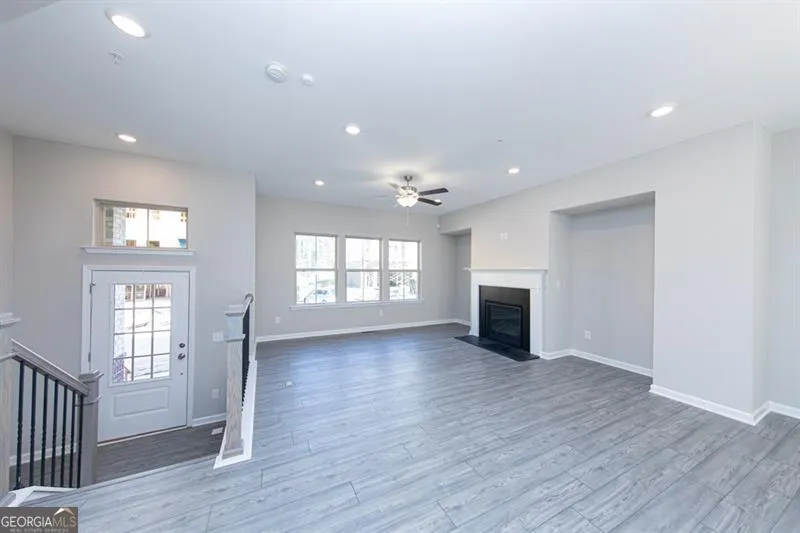 272 Commons Avenue