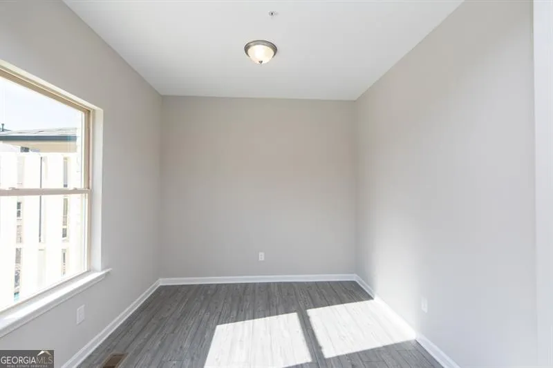 272 Commons Avenue