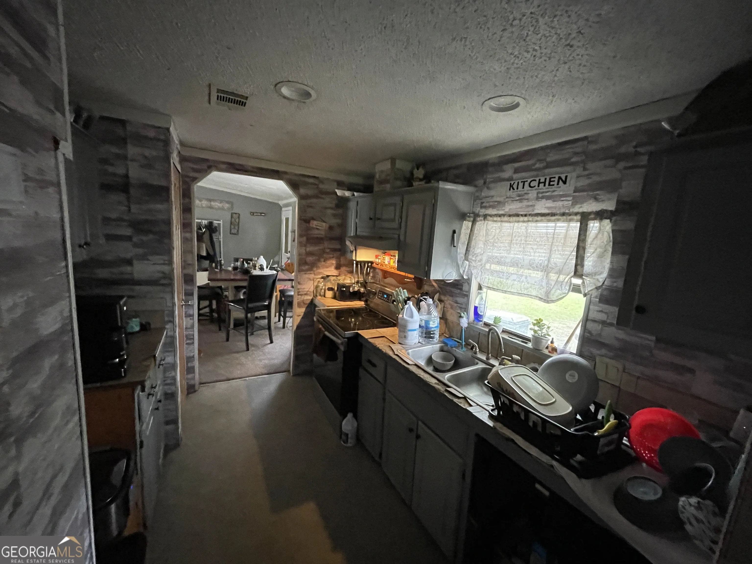 4514 Mockingbird Lane