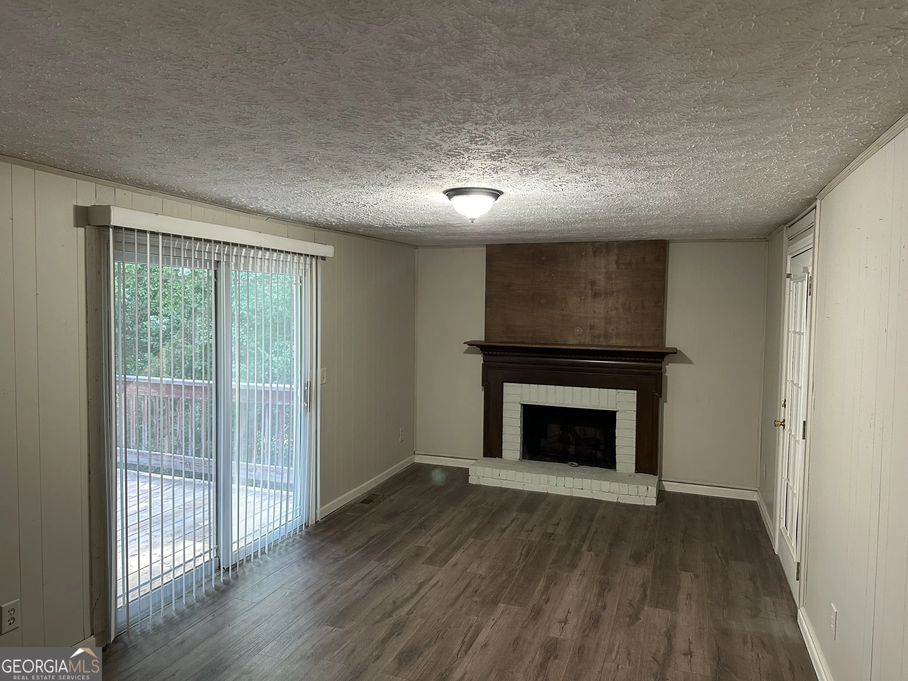 2691 Old South Drive