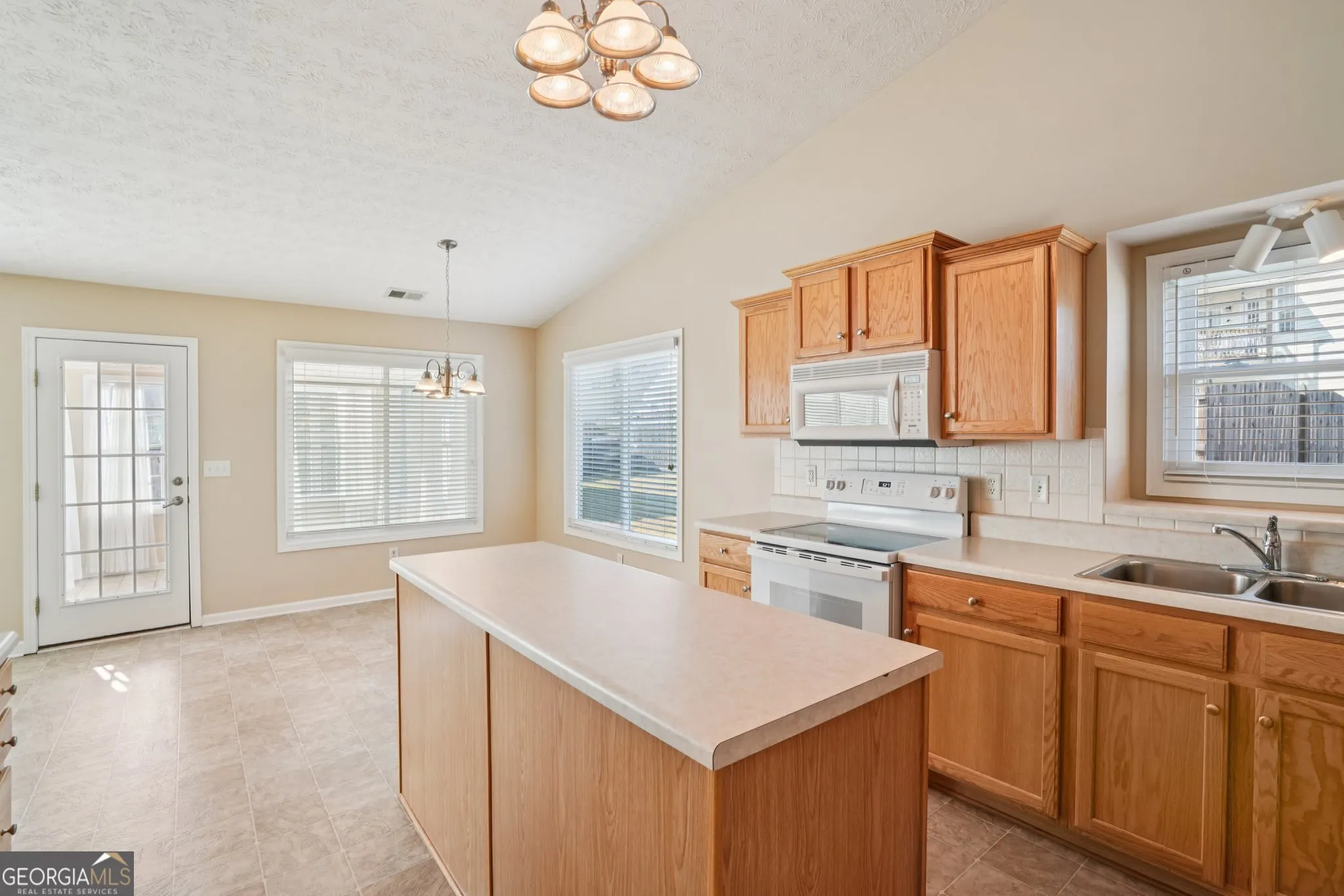 204 Overlook Drive