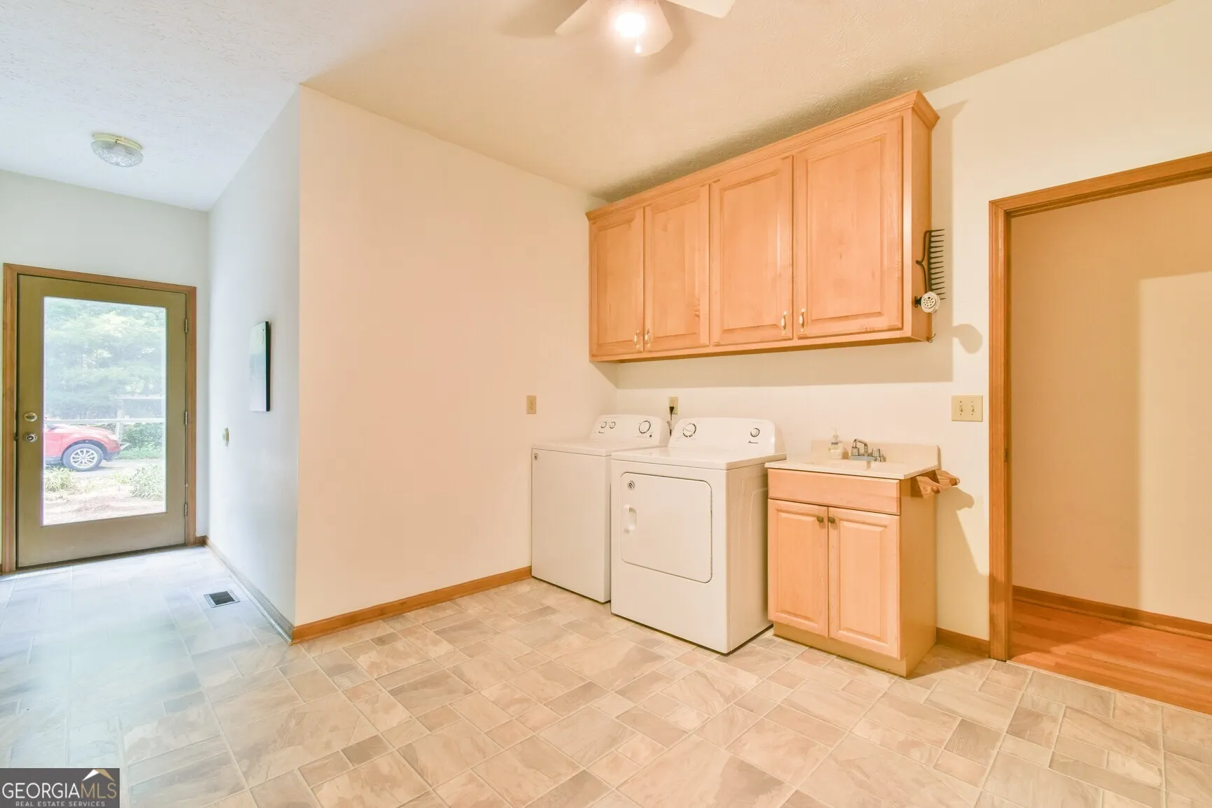 5643 Stephens Road, #0