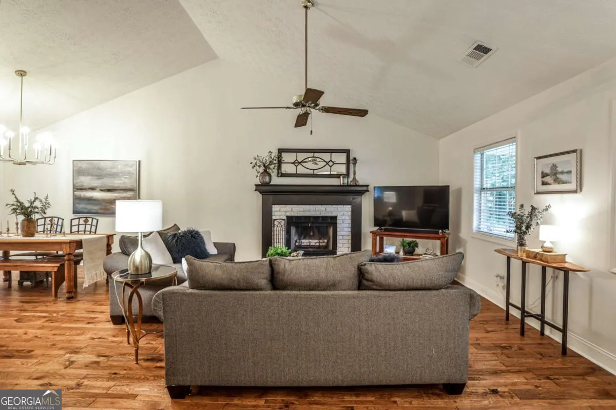 3333 Briarglen Circle