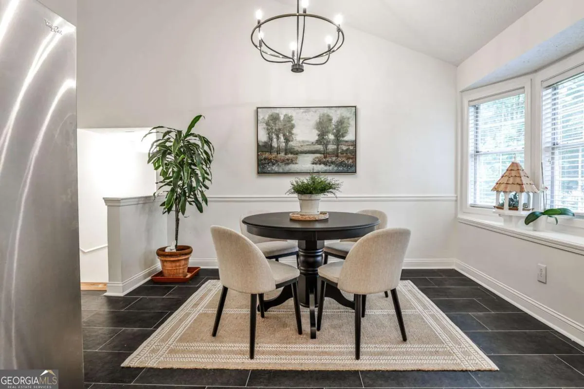3333 Briarglen Circle